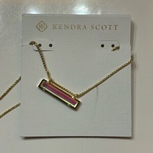 NWT Kendra Scott Leanor iridescent bar necklace